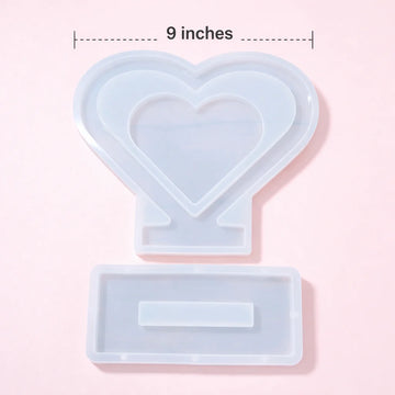 Centre heart mould