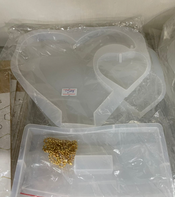 Heart Stand Mould
