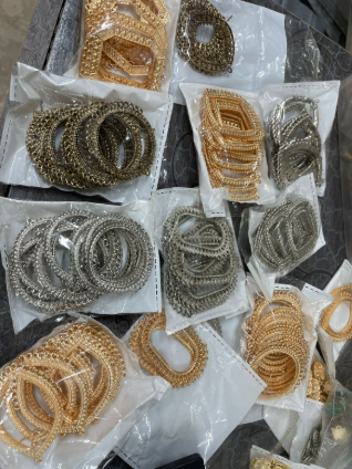 Jhumka bases not complete