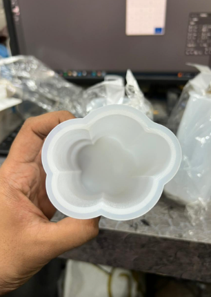 Bunch cylinder candle mould