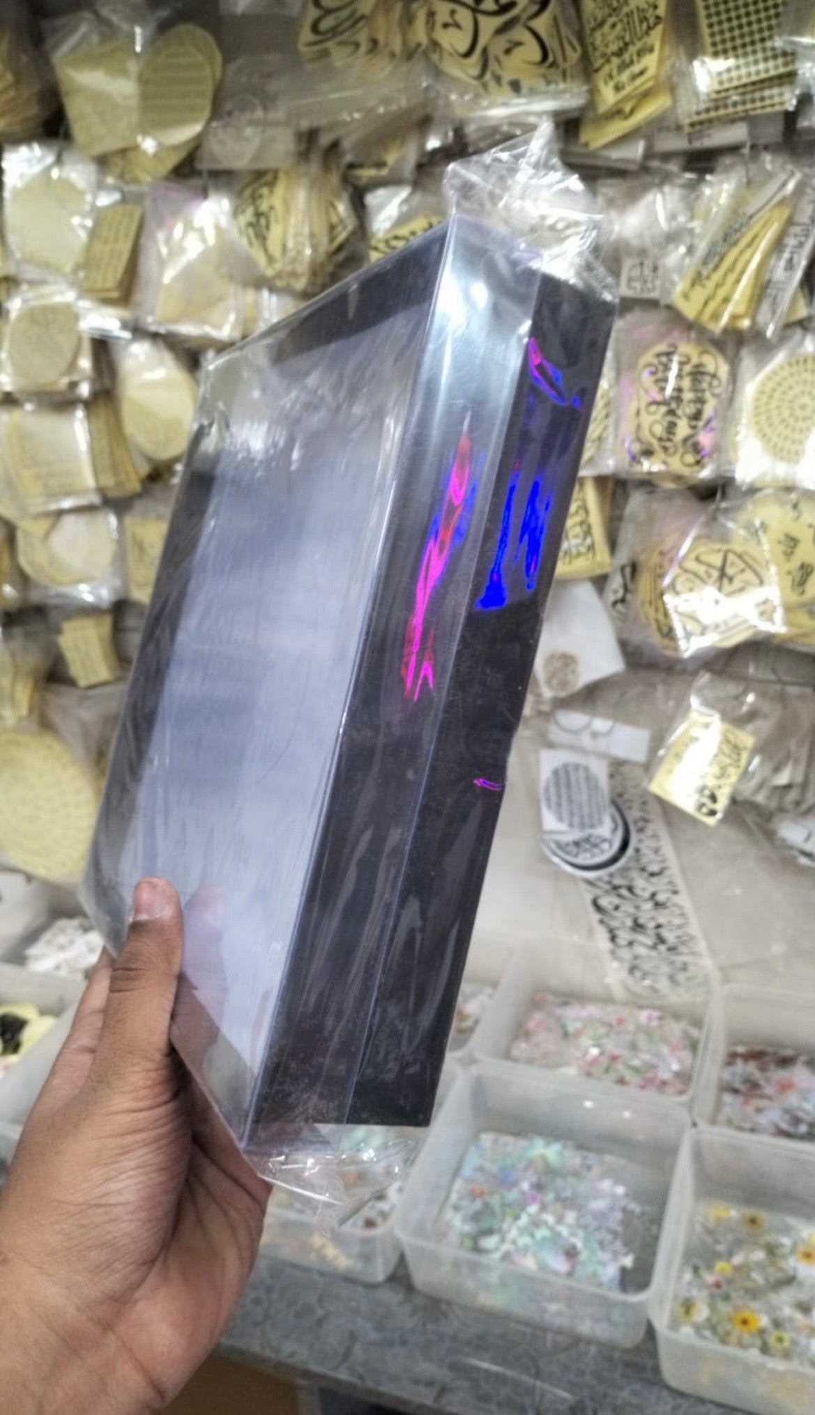 9x9 Transparent Cap Box